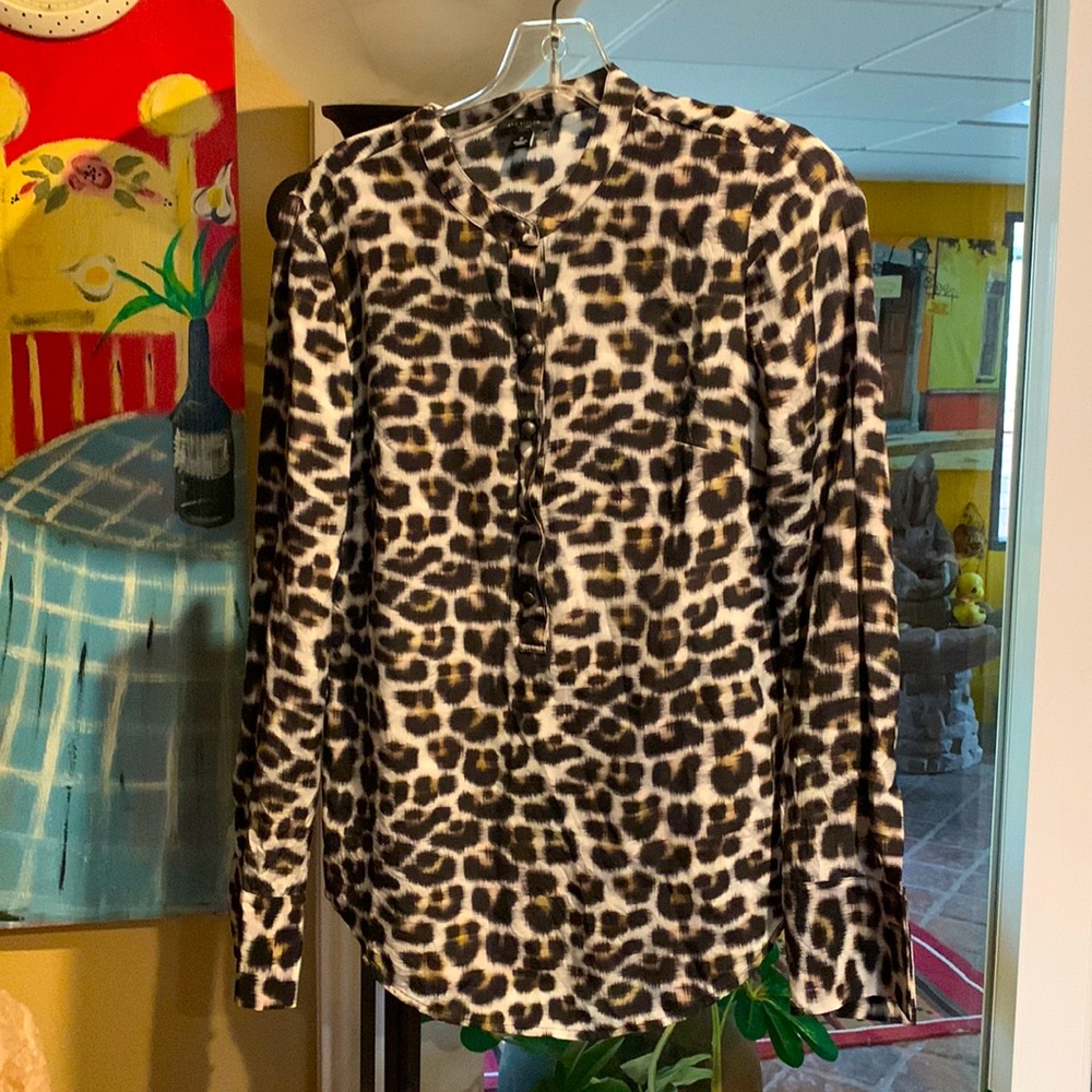 ANN TAYLOR PRINT BLOUSE SIZE 2